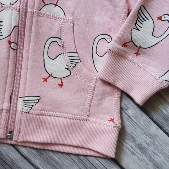 *SZ 6-12M ONLY*Hanna Andersson Organic Swan Hoodie - Picture 3 of 8